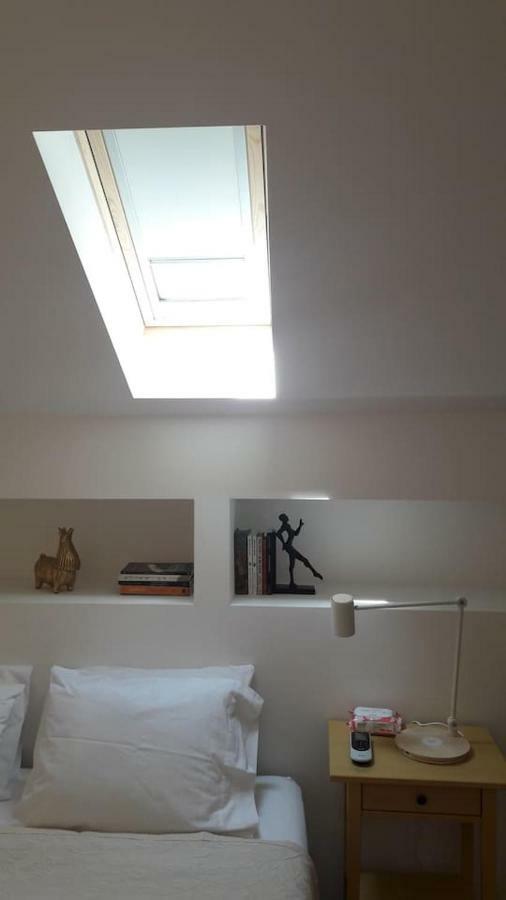 Apartment Modern Cosy Flat With Terrace In Campo De Ourique. Lisbon