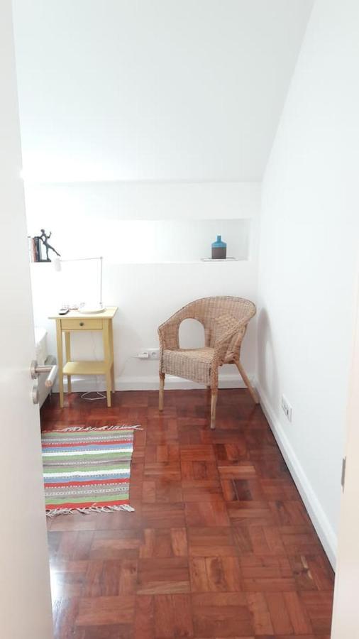 Apartment Modern Cosy Flat With Terrace In Campo De Ourique. *