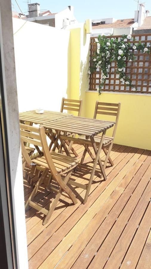 Apartment Modern Cosy Flat With Terrace In Campo De Ourique. Lisbon